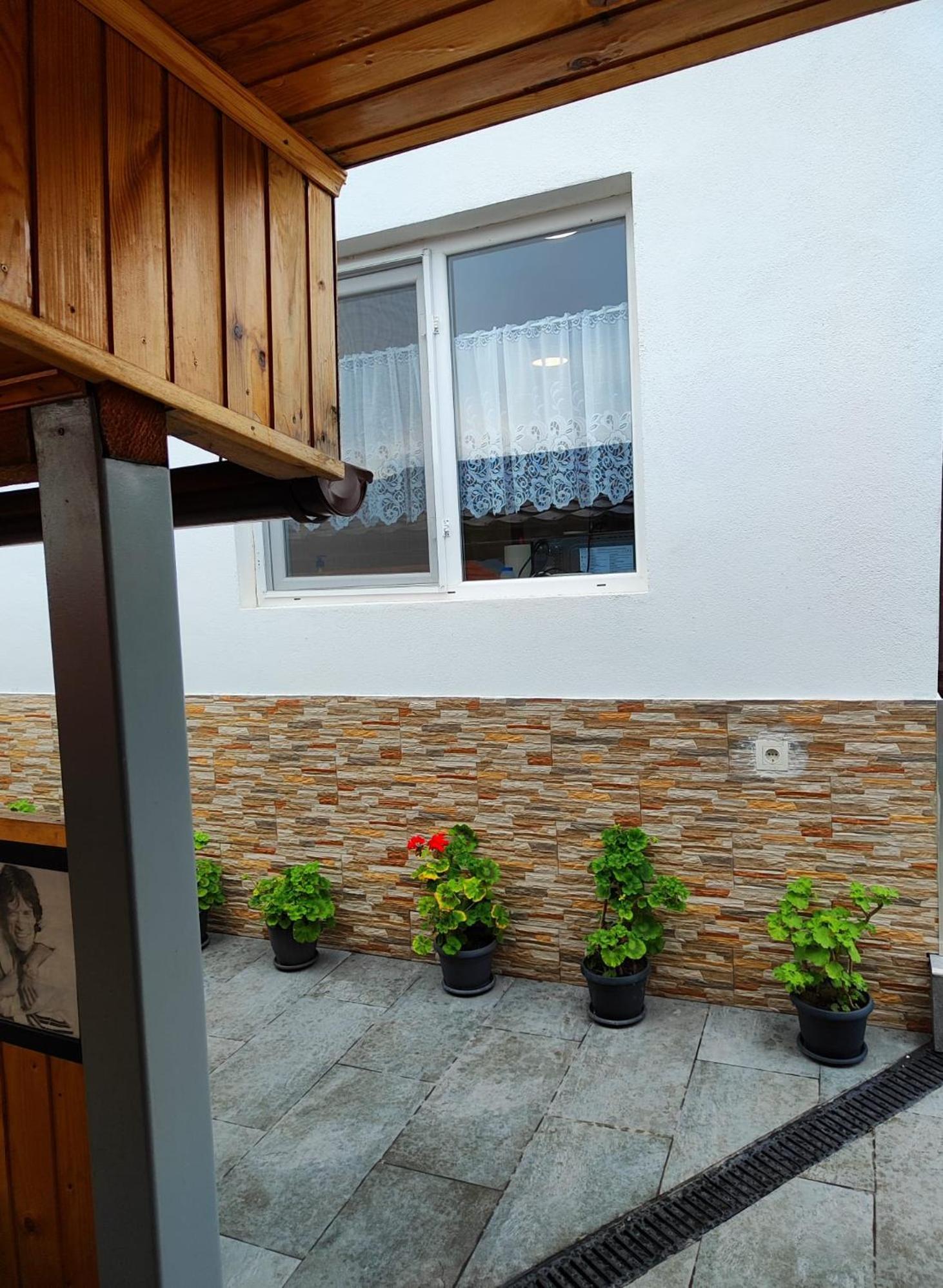 Casa Anna&Criss Apartman Orsova Kültér fotó